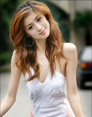 时尚博主“盗用他人设计”事件曝光，创意受到质疑！