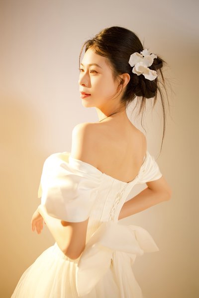 电竞选手女友被曝“共享”给赞助商，俱乐部为拉投资设下桃色陷阱